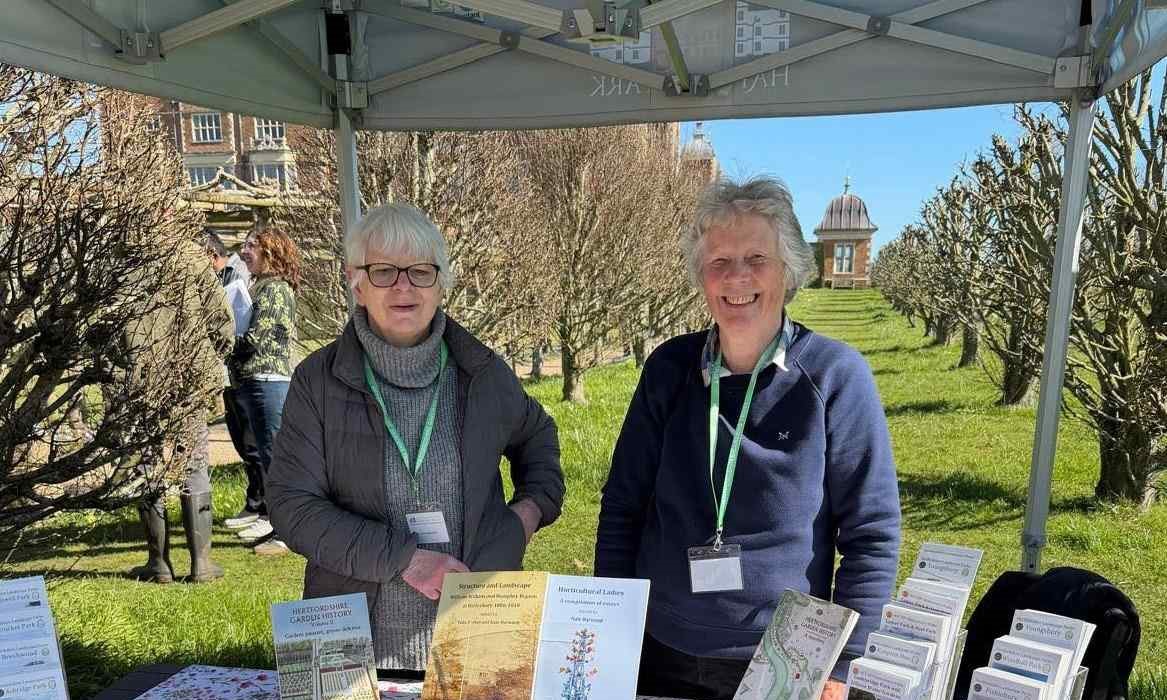 NGS at Hatfield House West Garden